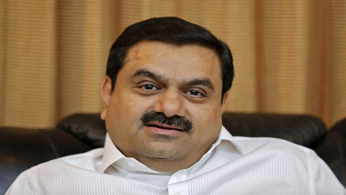 Adani stocks play spoilsport in volatile trade