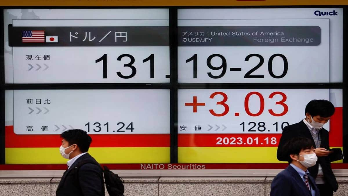 Asian stocks rise to 7-month highs, hot inflation boosts Australian dollar