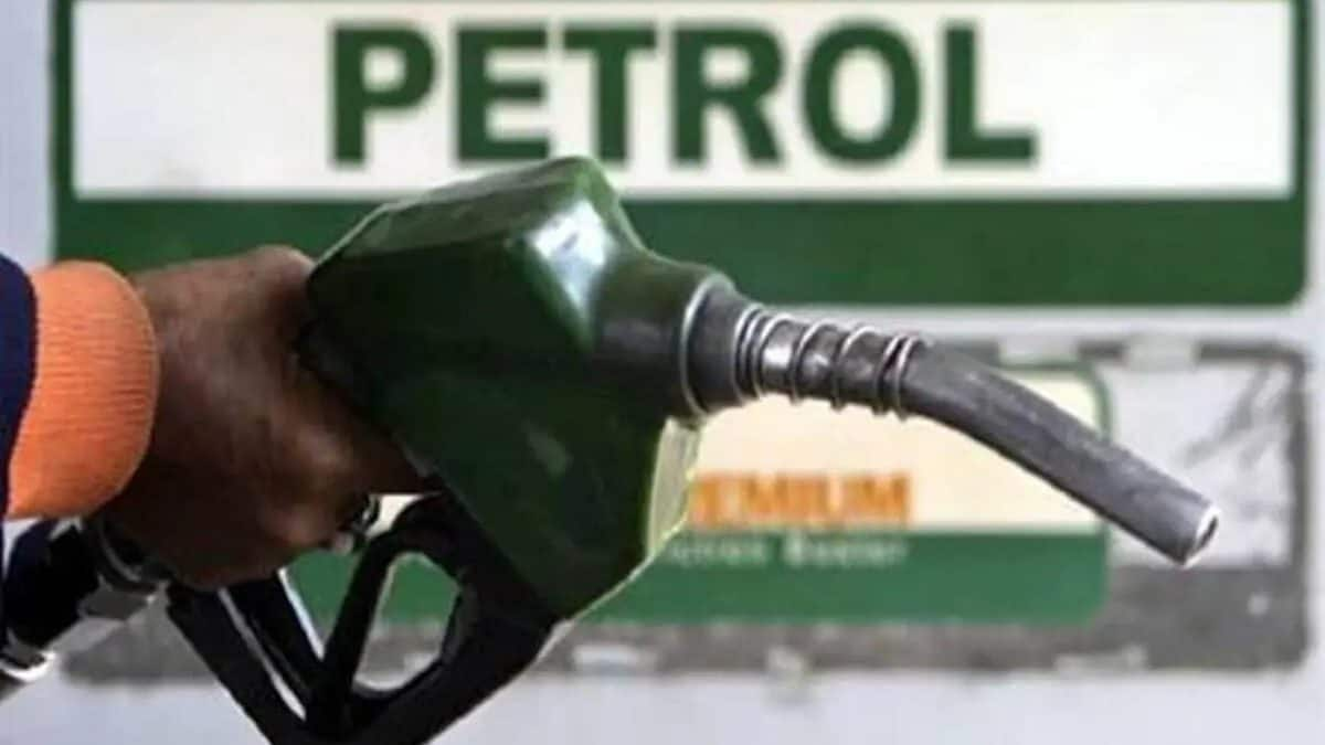 Petrol and Diesel Rate Today, 30 January: Fuel prices unchanged; Check rates in Delhi, Mumbai, other cities