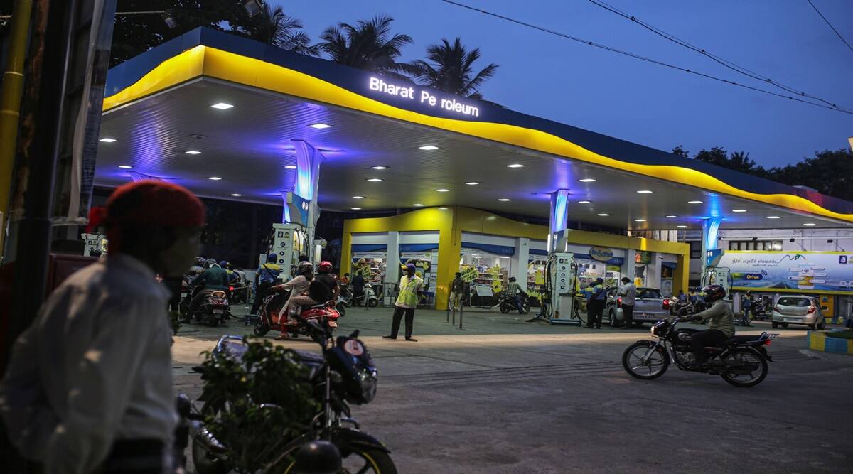 Petrol and Diesel Rate Today, 25 January: Fuel prices unchanged; Check rates in Delhi, Mumbai, other cities